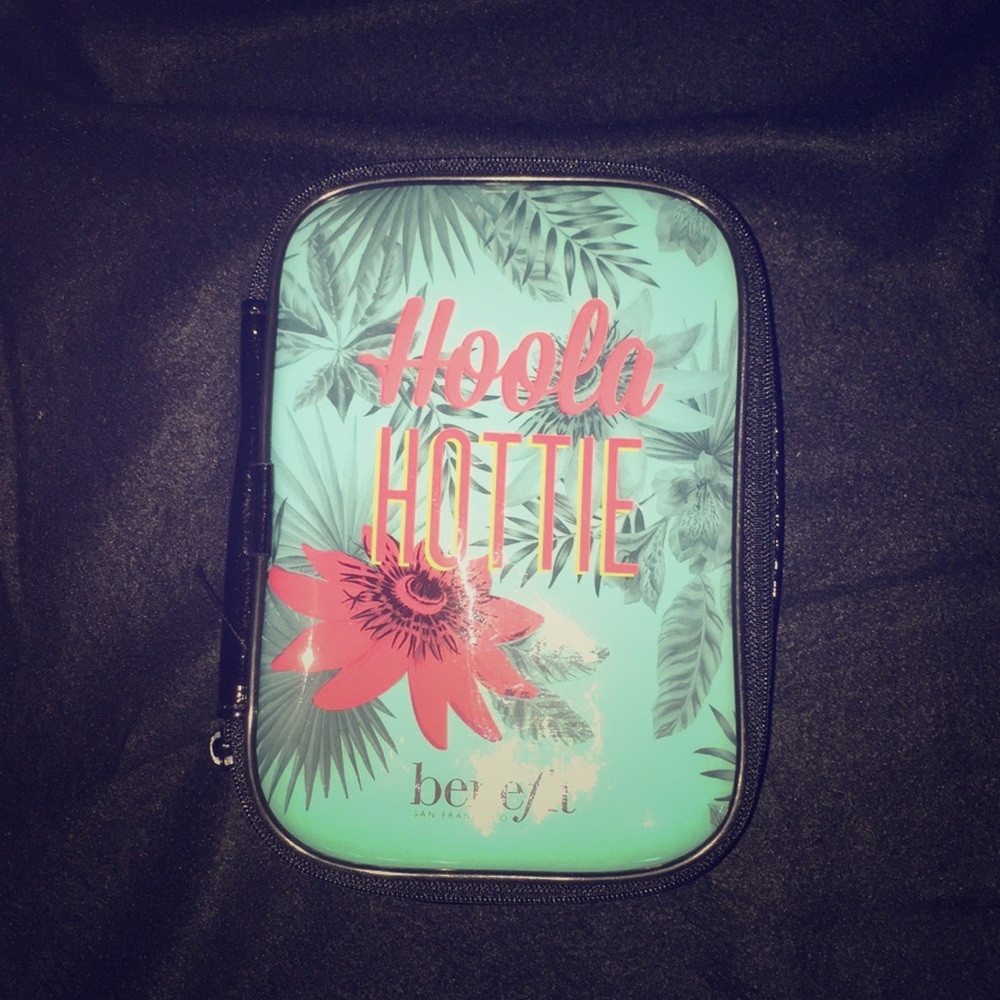 Hoola benefits cosmetic bag